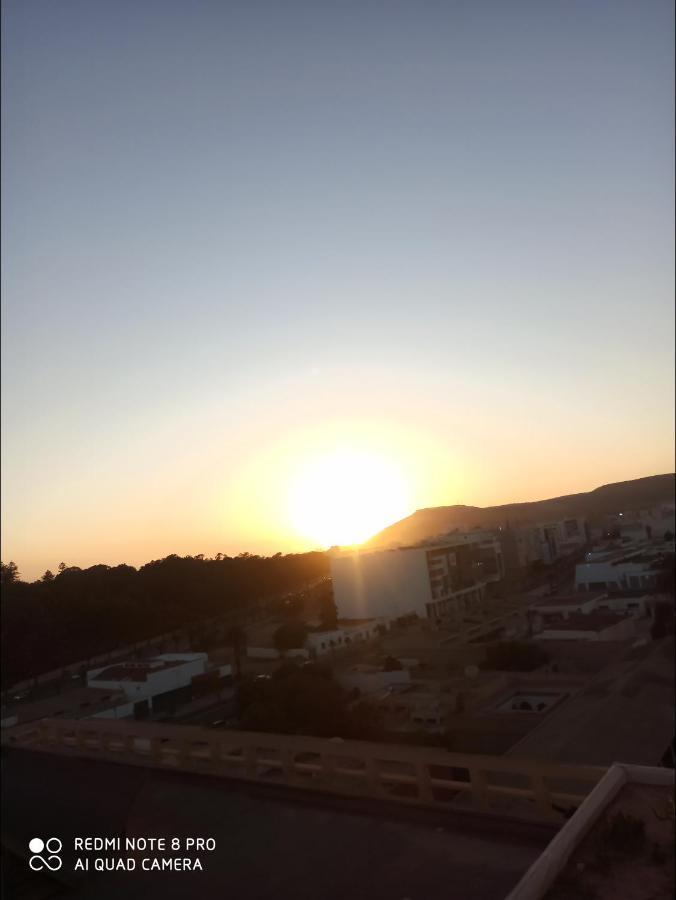 Appartement Julia Au Centre Ville Agadir Dans Residence Borj Dalat Εξωτερικό φωτογραφία